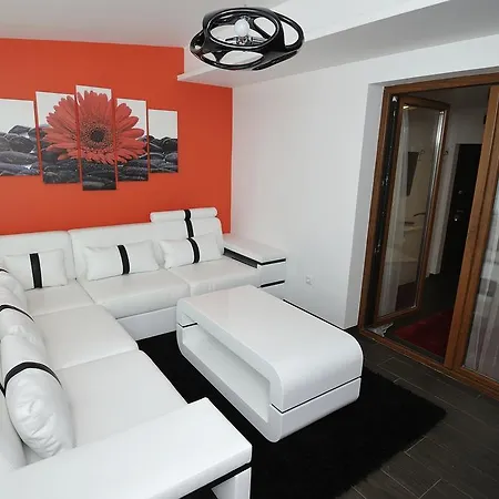 Apartman Poshta 1 1 *